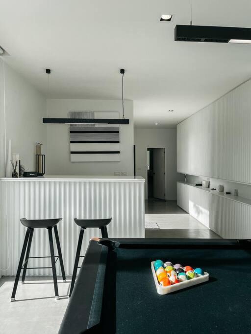 Her Huahin Pool Villa Екстериор снимка